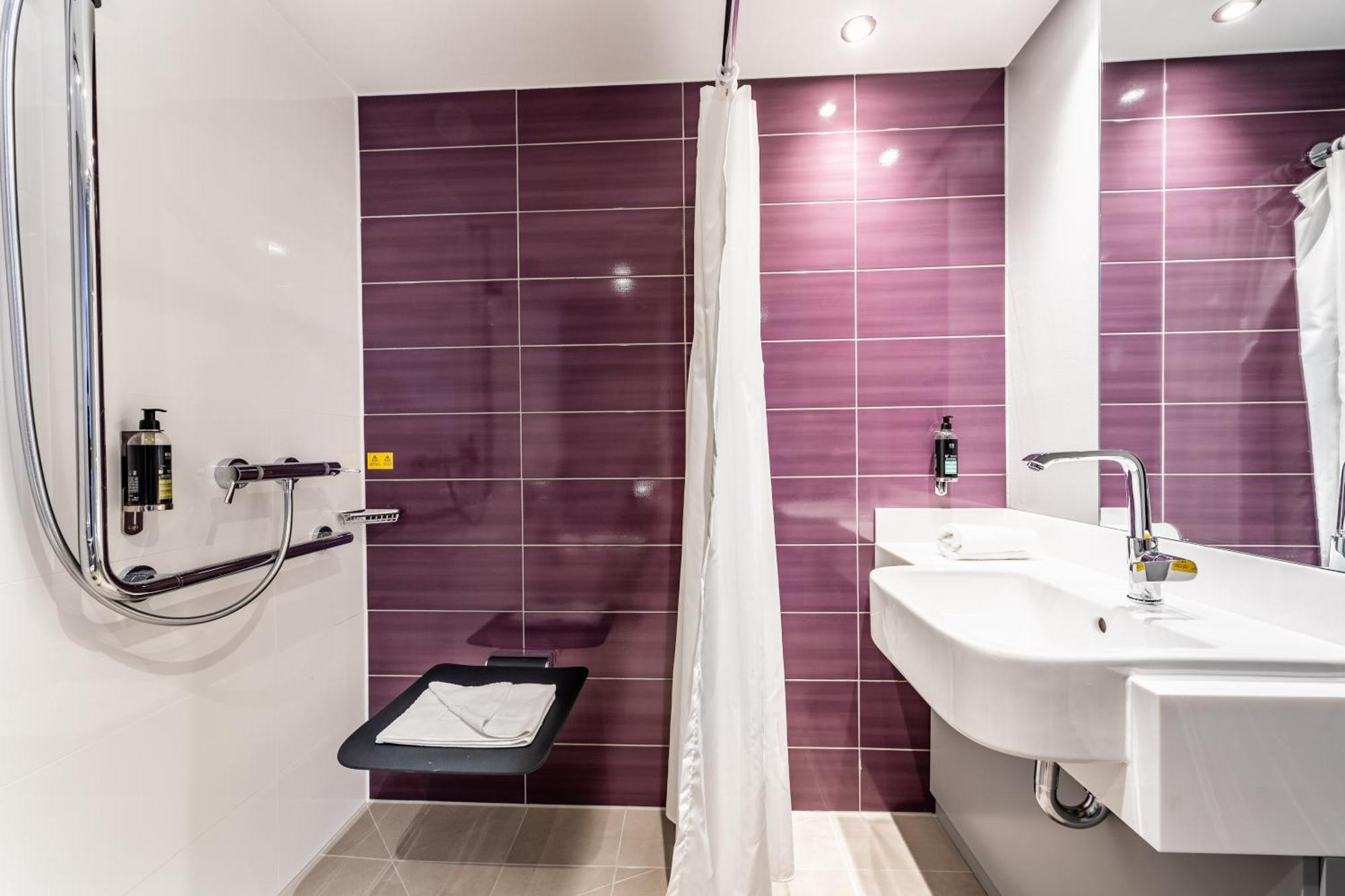 Premier Inn Essen City Limbecker Platz エクステリア 写真